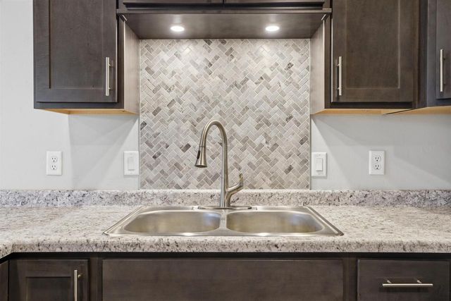 3308 ISAAC LANE, Oshkosh, WI 54902