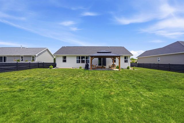 3308 ISAAC LANE, Oshkosh, WI 54902