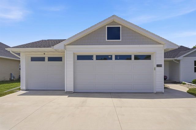 3308 ISAAC LANE, Oshkosh, WI 54902