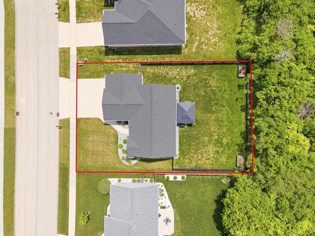 3308 ISAAC LANE, Oshkosh, WI 54902
