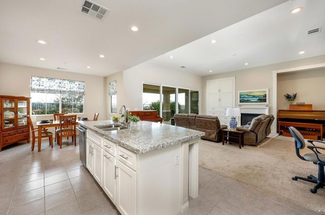 1818 Hayden Ranch Rd, Vista, CA 92084