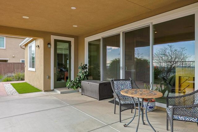 1818 Hayden Ranch Rd, Vista, CA 92084