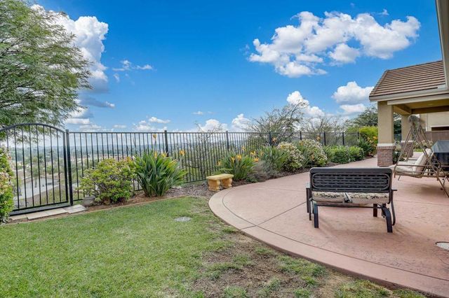 1818 Hayden Ranch Rd, Vista, CA 92084