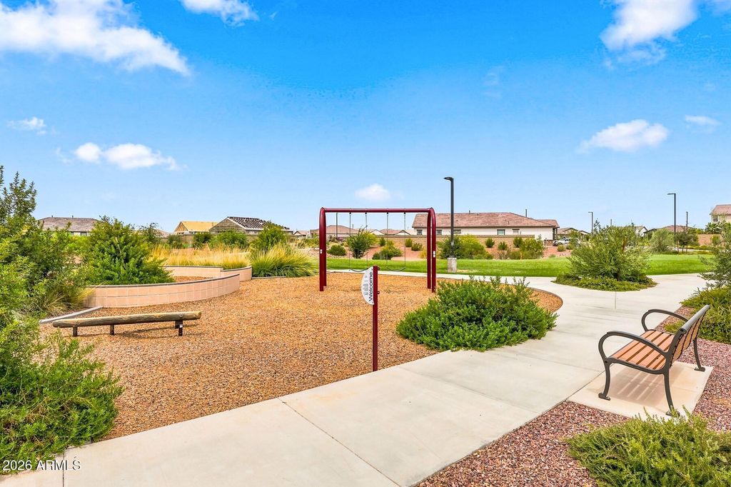 17399 W SAGUARO VISTA Drive, Surprise, AZ 85387 — photo 4