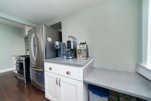 13 Poplar Street, Charleston, SC 29403