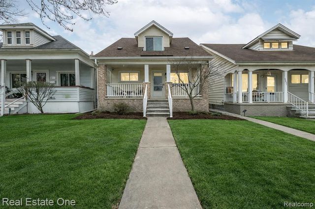 22923 Columbia Street, Dearborn, MI 48124