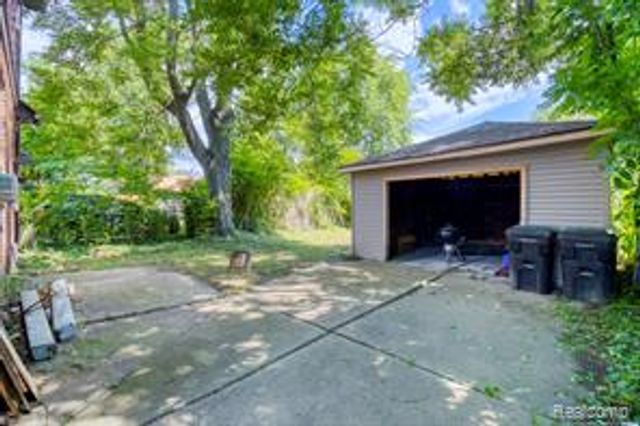 3974 Devonshire Road, Detroit, MI 48224