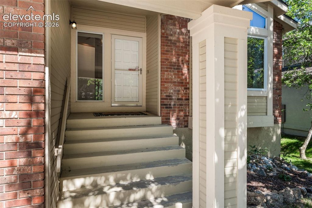 5142 Broadmoor Bluffs Drive, Colorado Springs, CO 80906 — photo 2