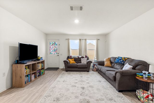 4534 Martin Way, San Antonio, TX 78222