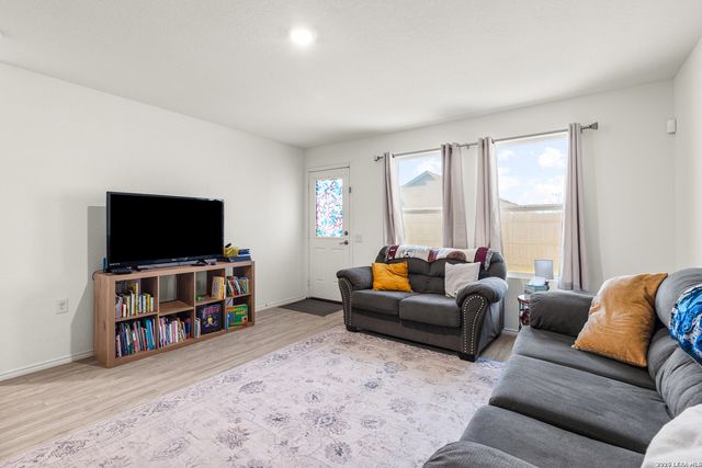 4534 Martin Way, San Antonio, TX 78222