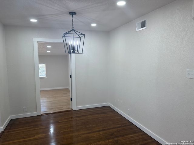 223 Adrian, San Antonio, TX 78213
