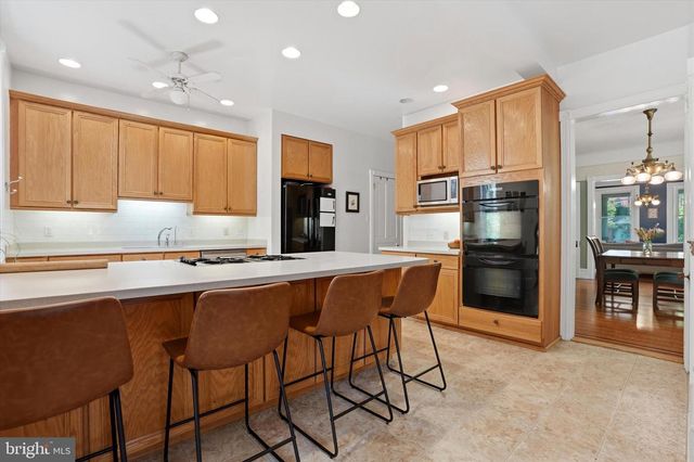 922 S 48TH ST, Philadelphia, PA 19143
