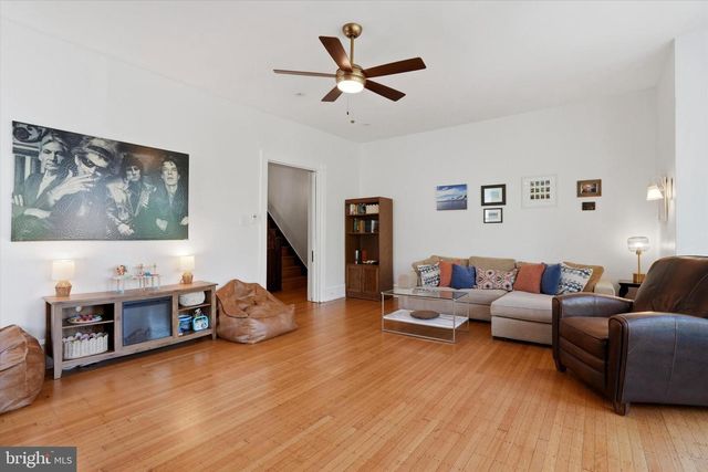 922 S 48TH ST, Philadelphia, PA 19143