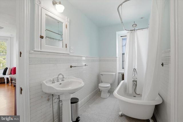 922 S 48TH ST, Philadelphia, PA 19143