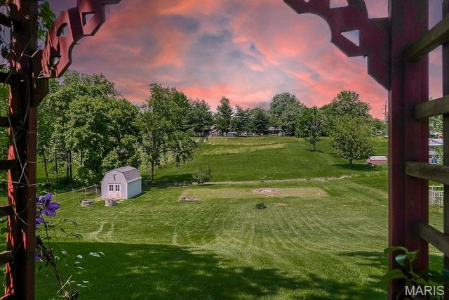 47 Eva Avenue, Cottage Hills, IL 62018