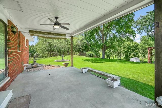 47 Eva Avenue, Cottage Hills, IL 62018