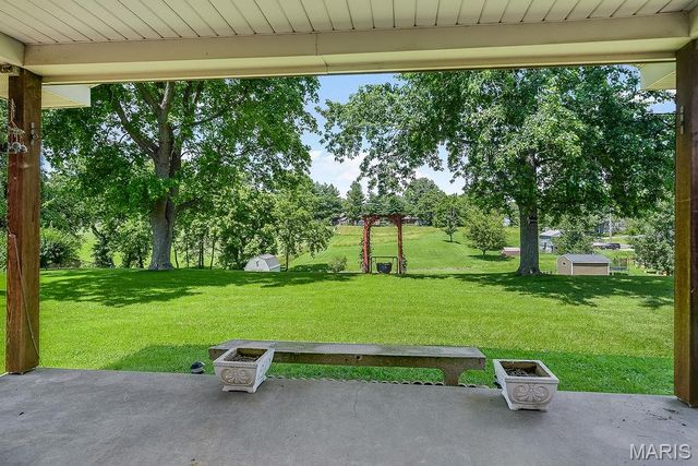 47 Eva Avenue, Cottage Hills, IL 62018
