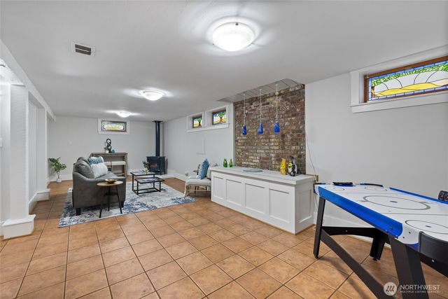 510 N Yakima Avenue, Tacoma, WA 98403