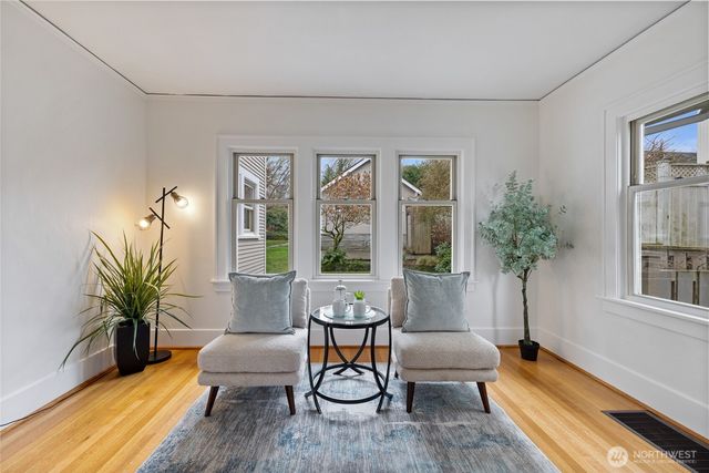 510 N Yakima Avenue, Tacoma, WA 98403