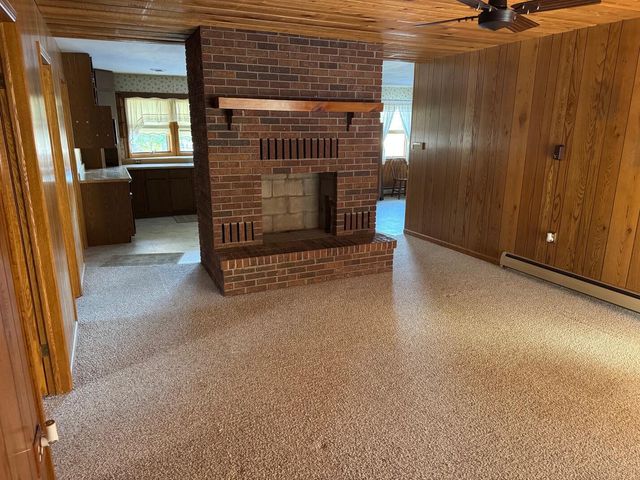 2512 S Sportsman Drive, White Cloud, MI 49349