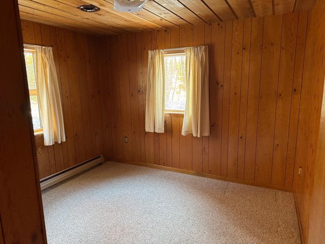 2512 S Sportsman Drive, White Cloud, MI 49349