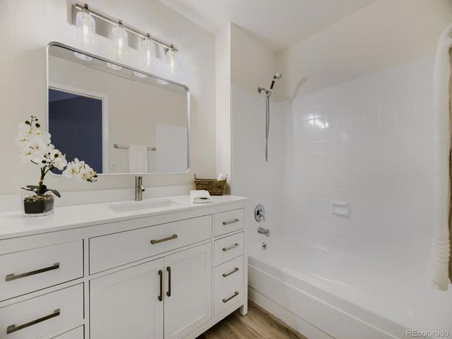 2938 S Revere St, Aurora, CO 80014