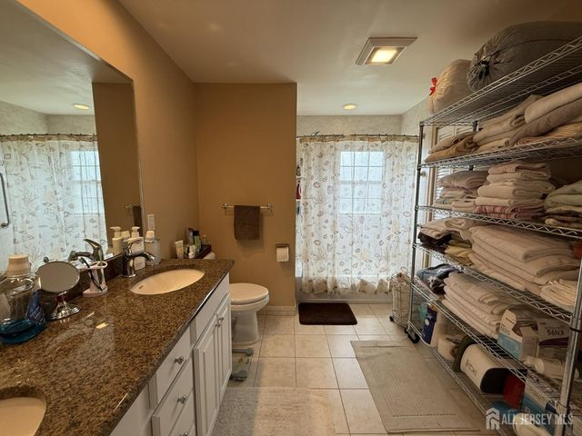 15 Delaware Drive, East Brunswick, NJ 08816