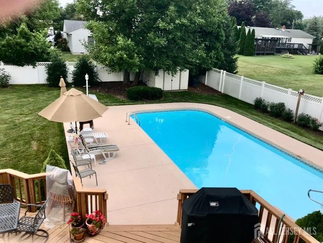 15 Delaware Drive, East Brunswick, NJ 08816