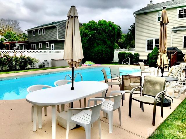 15 Delaware Drive, East Brunswick, NJ 08816