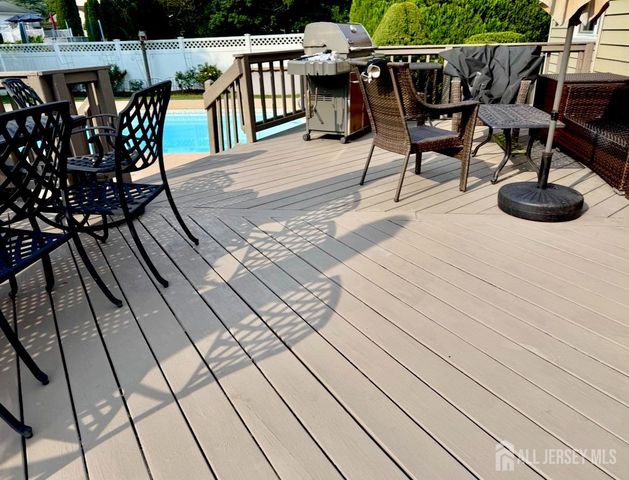 15 Delaware Drive, East Brunswick, NJ 08816