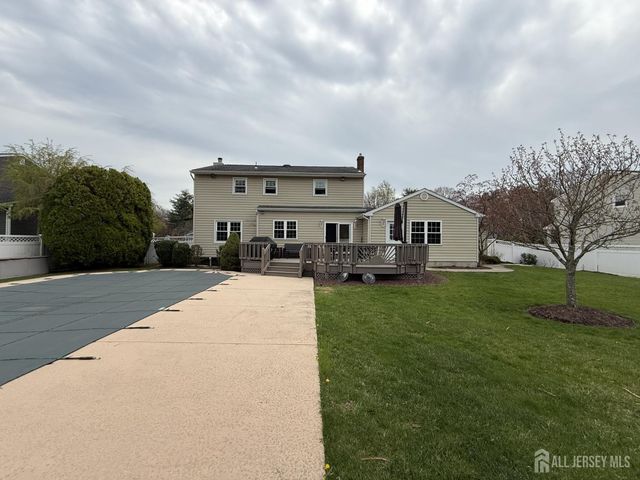 15 Delaware Drive, East Brunswick, NJ 08816