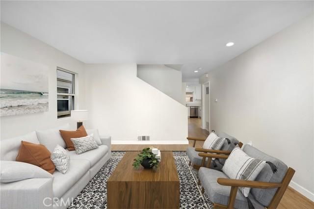 2627 W Vernon Avenue, Los Angeles, CA 90008