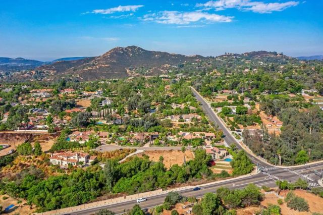 15157 Huntington, Poway, CA 92064