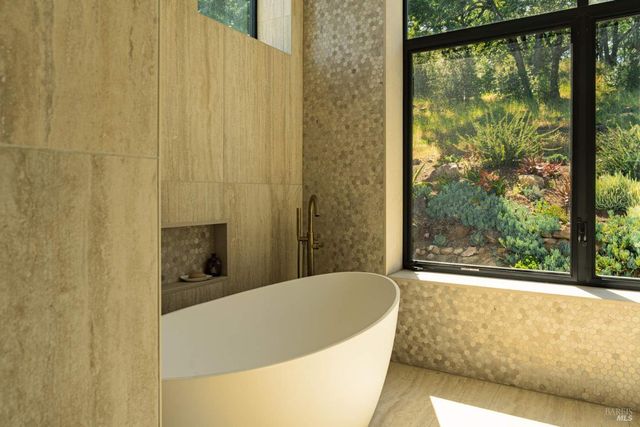 2900 Wild Turkey Run, Santa Rosa, CA 95404