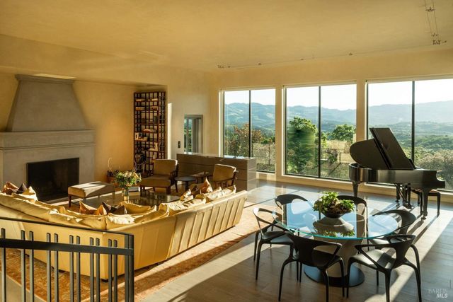 2900 Wild Turkey Run, Santa Rosa, CA 95404