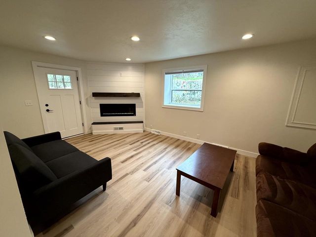 W5640 Cedar Trail, Neshkoro, WI 54960