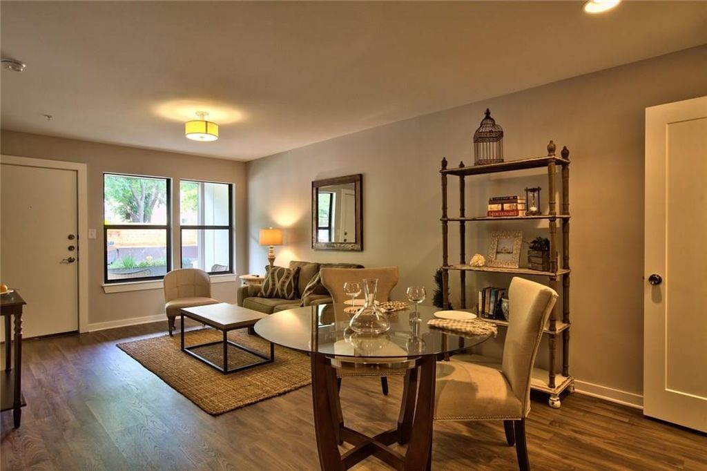 924 E 51st ST 117, Austin, TX 78751