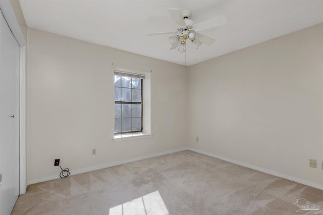 1012 Coronado Ct, Gulf Breeze, FL 32563