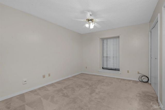 1012 Coronado Ct, Gulf Breeze, FL 32563