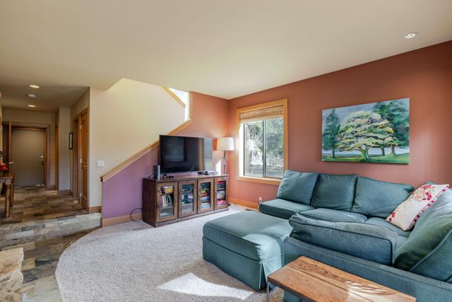 57985 Silver Fir Circle 2, Sunriver, OR 97707