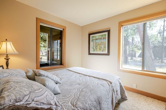 57985 Silver Fir Circle 2, Sunriver, OR 97707