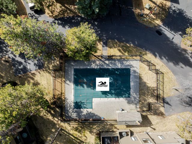 57985 Silver Fir Circle 2, Sunriver, OR 97707