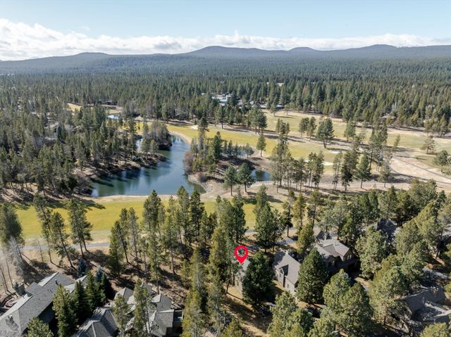 57985 Silver Fir Circle 2, Sunriver, OR 97707