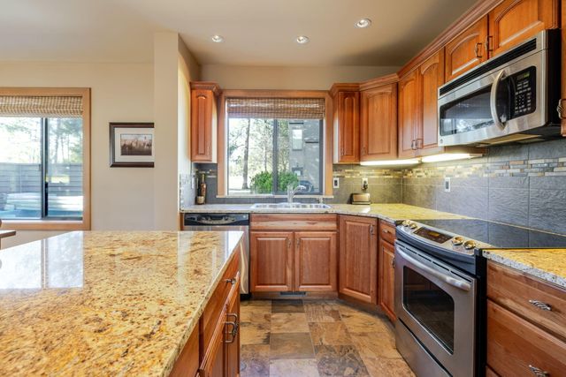 57985 Silver Fir Circle 2, Sunriver, OR 97707