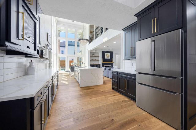 13 Queen Mary Court, Sugar Land, TX 77479