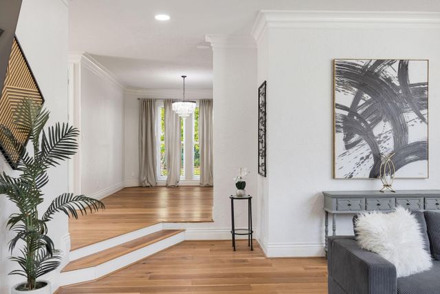 13 Queen Mary Court, Sugar Land, TX 77479