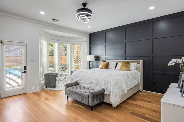 13 Queen Mary Court, Sugar Land, TX 77479