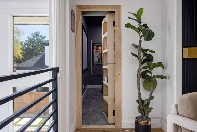 13 Queen Mary Court, Sugar Land, TX 77479