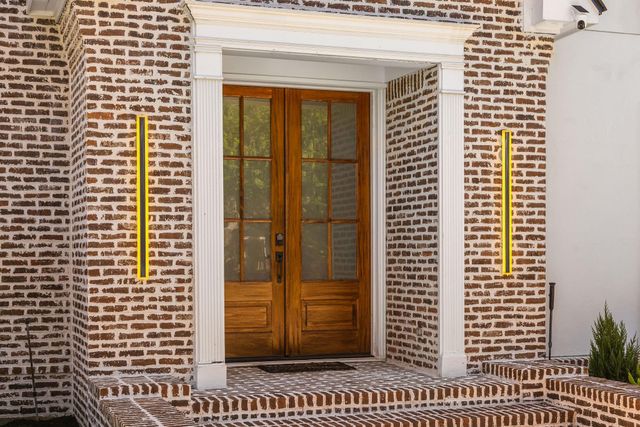 13 Queen Mary Court, Sugar Land, TX 77479