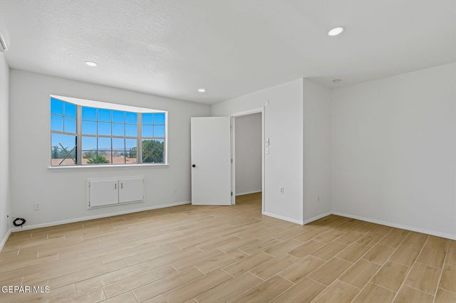 3216 Beachcomber Drive, El Paso, TX 79936